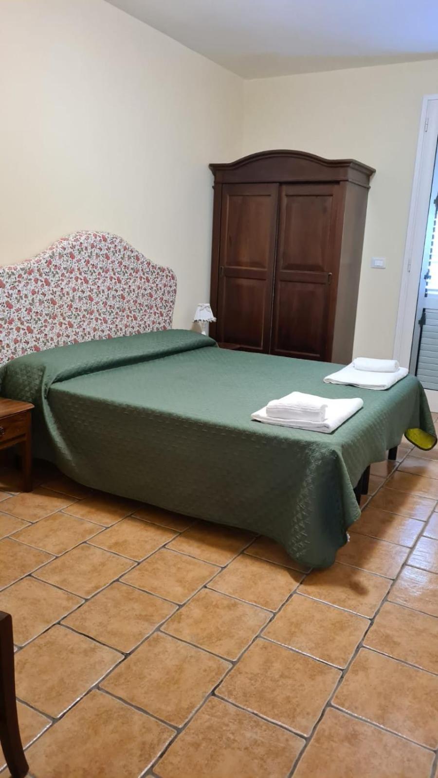 Villa Rosa Candida San Foca Pokoj fotografie